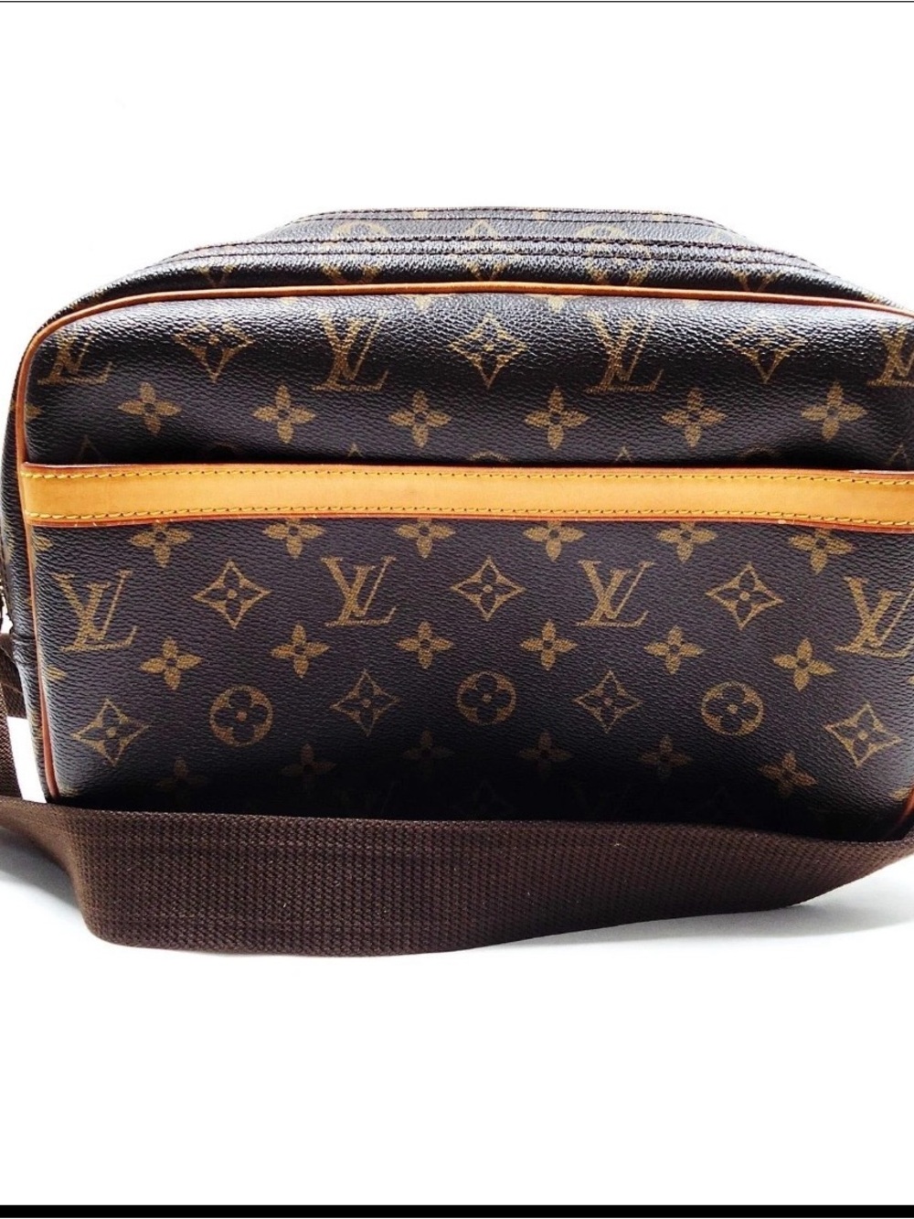 Authentic: Louis Vuitton Reporter Cross Body Bag